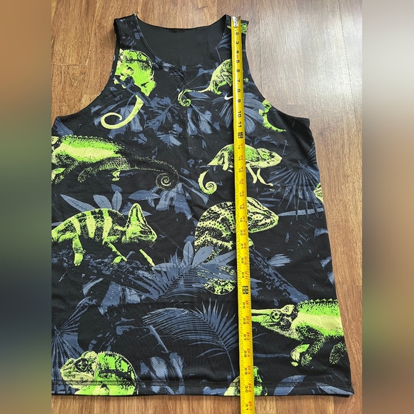 Nike Chameleon Tank Top - Black and Green - Picture 11 of 12